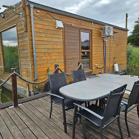 Na Wodzie, Apartamenty, Houseboat, Jezioro Bukowo, Mierzeja 