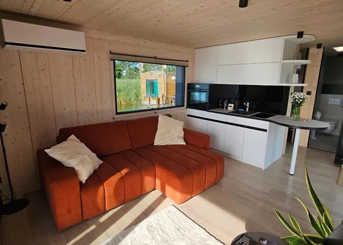Apartament Na Wodzie, Apartamenty, Houseboat, Jezioro Bukowo, Mierzeja Natura Dąbkowice 5g *